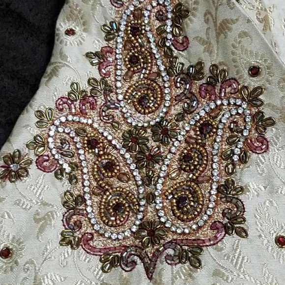 Designer Mens suit - Picture 6 of 7